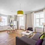 Lejlighed Modern & Spacious 80m2 In Old Town *