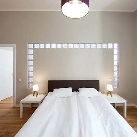 Modern & Spacious 80m2 In Old Town *