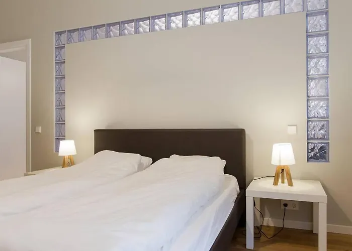 Modern & Spacious 80m2 In Old Town Riga