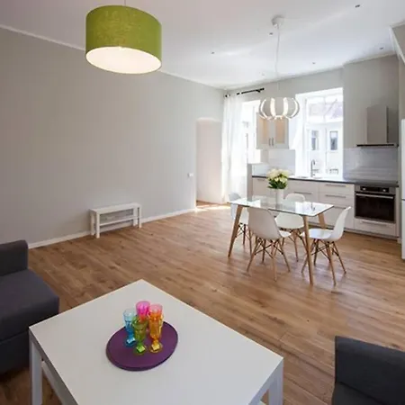 شقة Modern & Spacious 80m2 In Old Town *